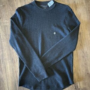 American Eagle Outfitters Men's Charcoal Long Sleeve Tee